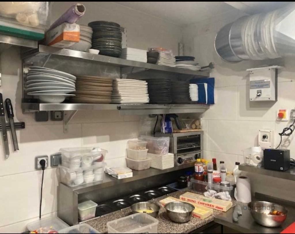 commerce en vente sur PARIS (75014) - Voir les photos  Vente Commerce Paris 14 75014 150 m²