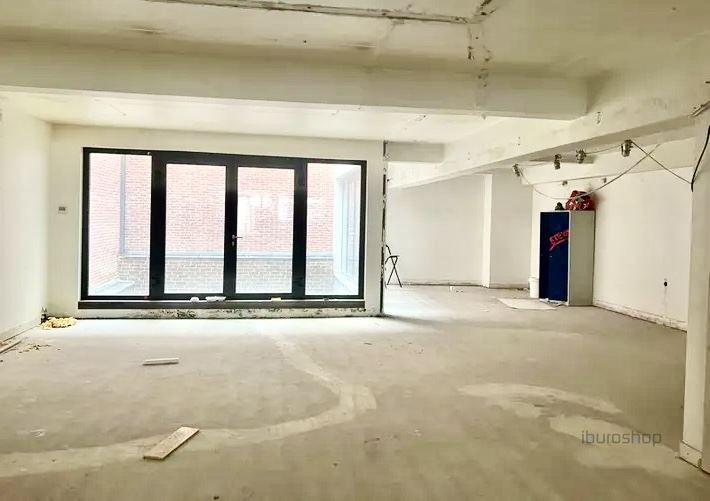 Location Bureaux Levallois-Perret 92300 300 m²
