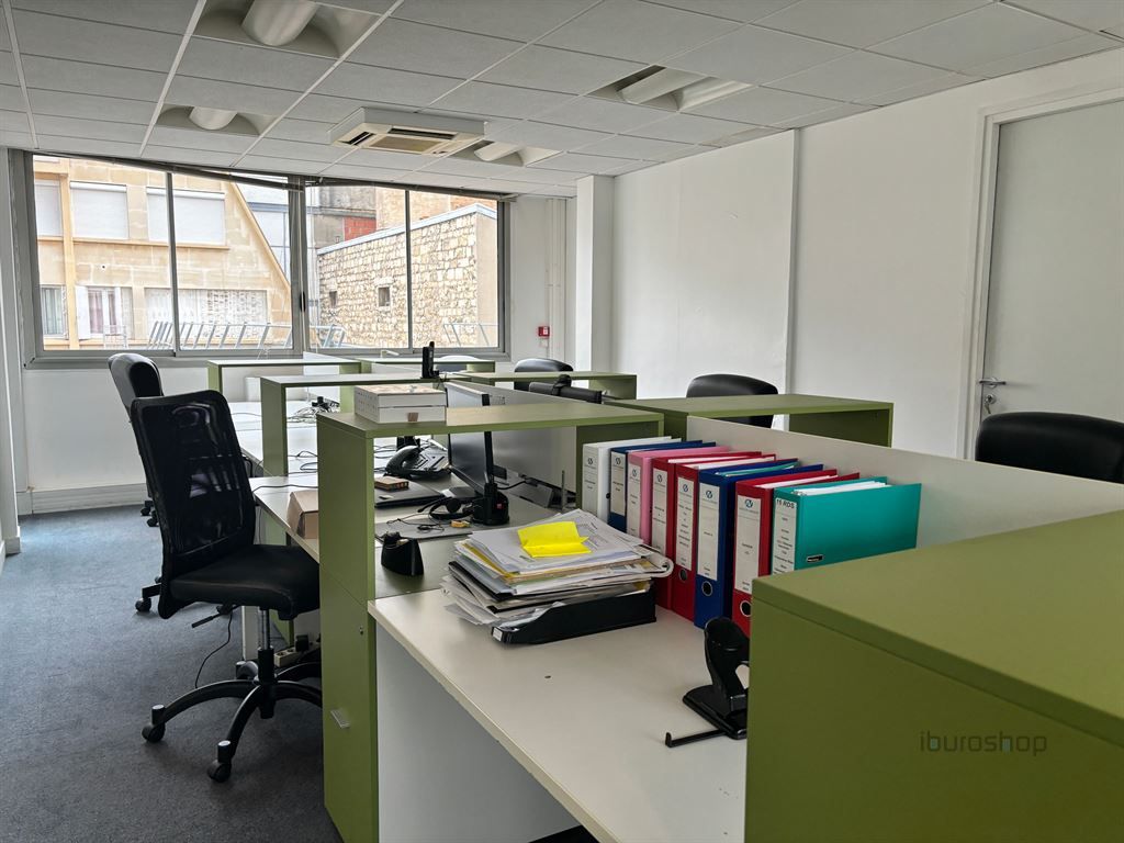 Location Bureaux Paris 16 75116 151 m²