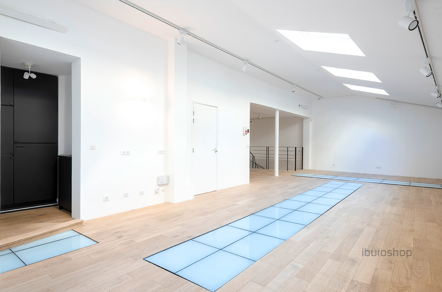 commerce en location sur PARIS (75003) - Voir les photos  Location Commerce Paris 3 75003 215 m²