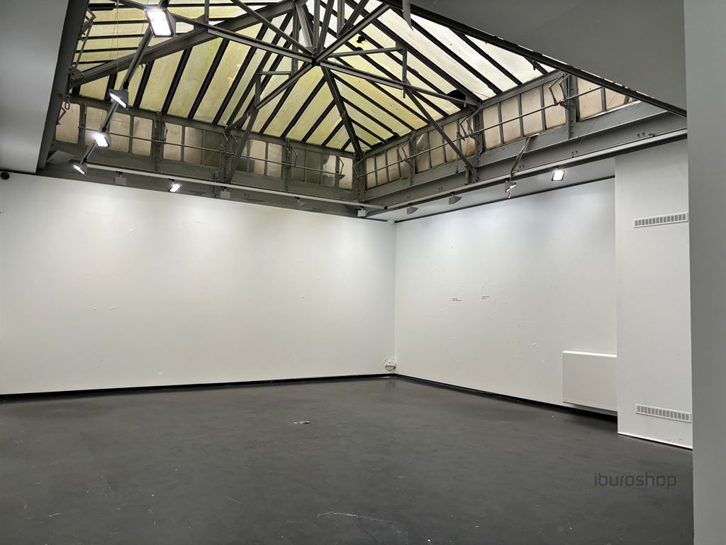 Vente Commerce Paris 3 75003 94 m²
