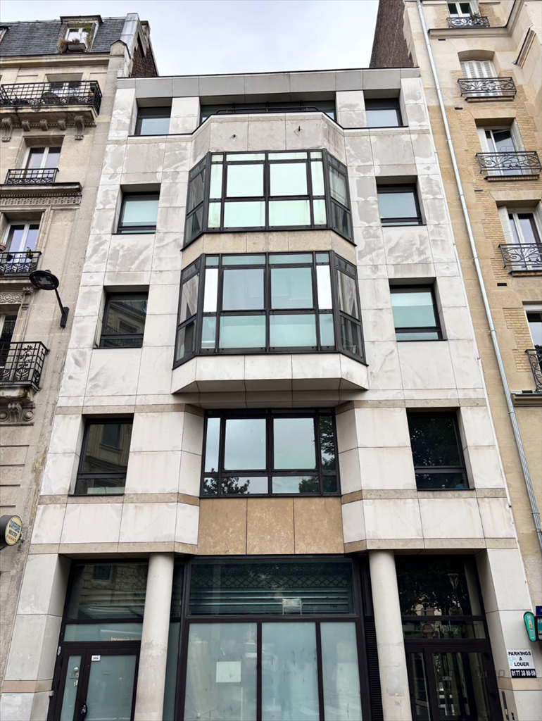 Location Bureaux Paris 18 75018 88&nbsp;m²