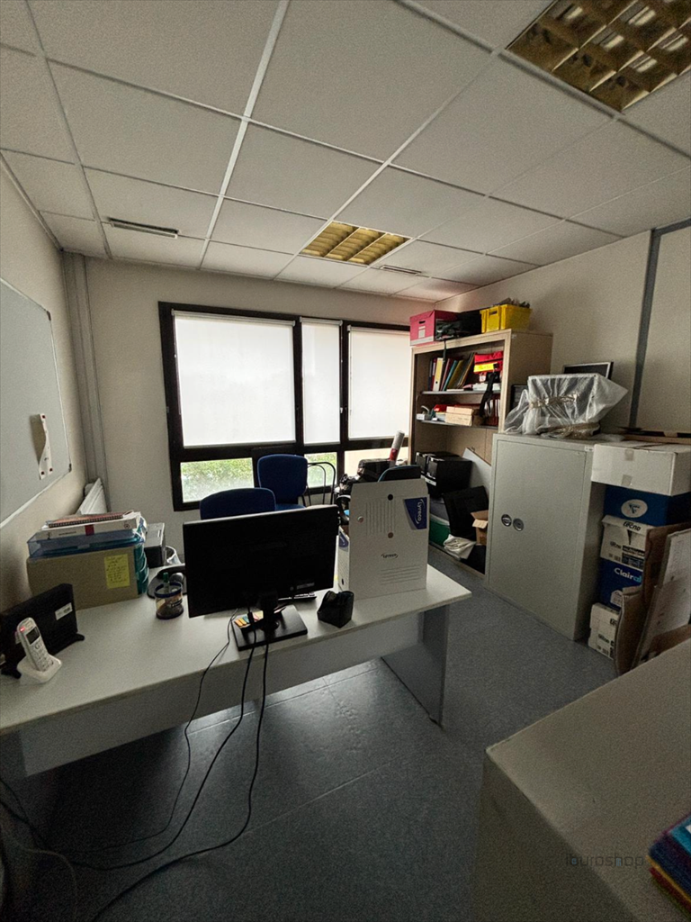 Location Bureaux Paris 18 75018 88 m²
