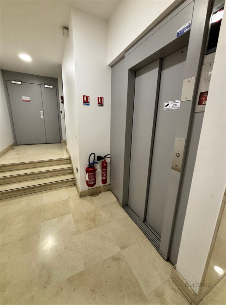 Location Bureaux Paris 18 75018 88 m²