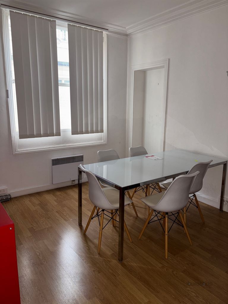Location Bureaux Paris 10 75010 92 m²