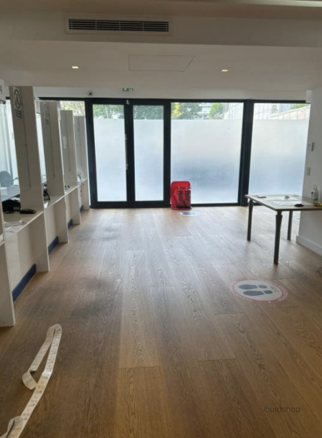 commerce en location sur PARIS (75016) - Voir les photos  Location Commerce Paris 16 75016 335 m²
