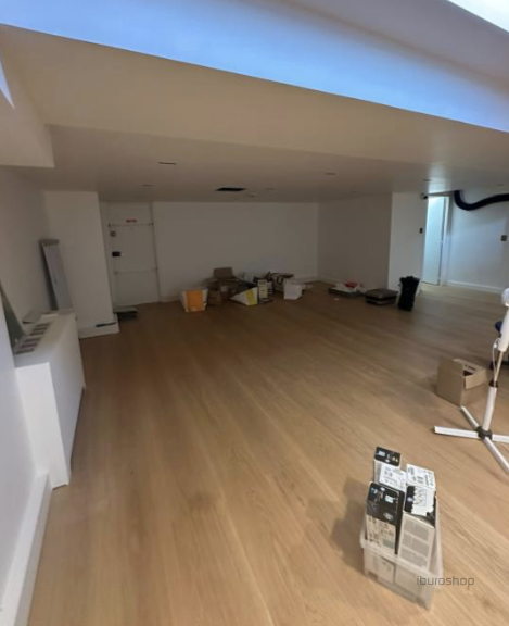 commerce en location sur PARIS (75016) - Voir les photos  Location Commerce Paris 16 75016 335 m²