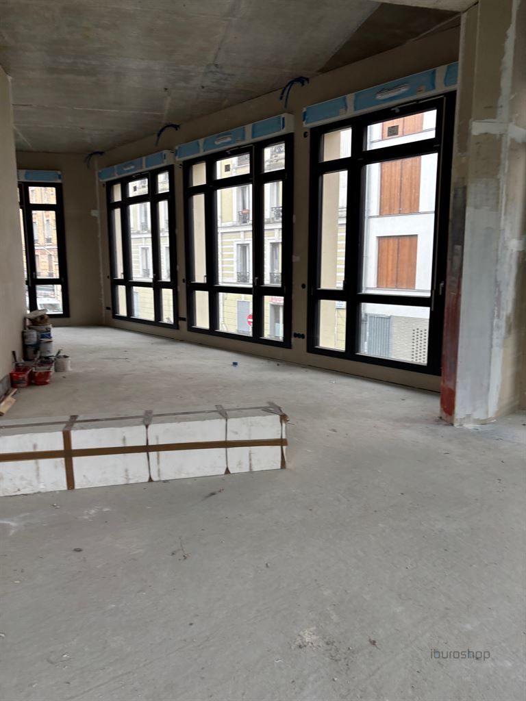 Location Bureaux Saint-Denis 93200 470 m²