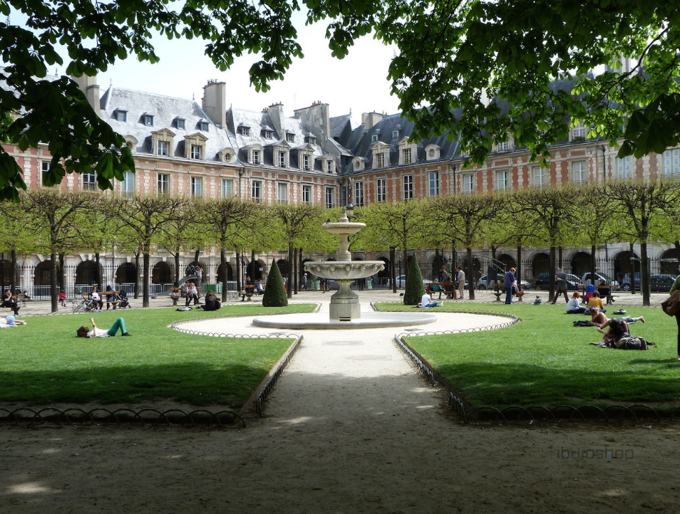 Location Bureaux Paris 4 75004 71 m²