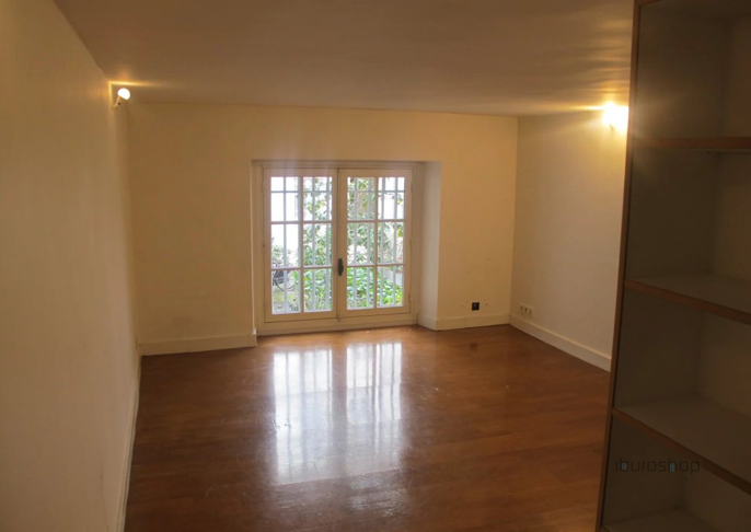 Location Bureaux Paris 4 75004 71 m²