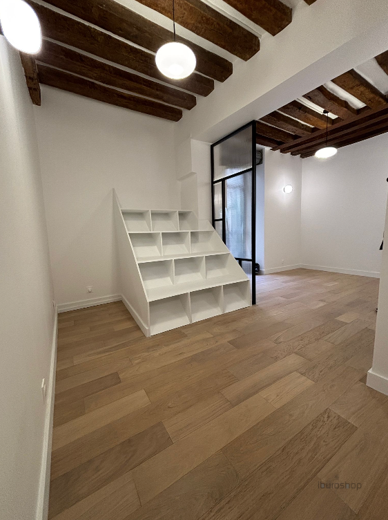 bureaux en location sur PARIS (75003) - Voir les photos  Location Bureaux Paris 3 75003 20 m²
