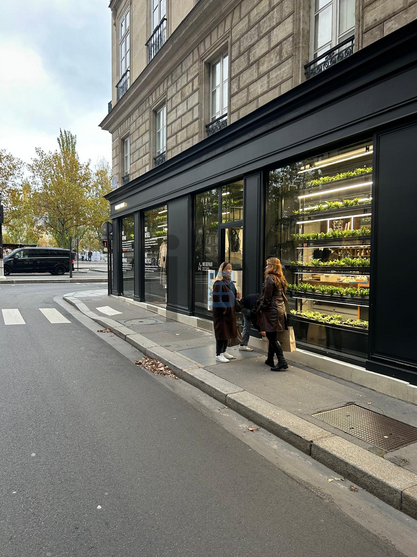 commerce en cession de bail sur PARIS (75007) - Voir les photos  Cession de bail Commerce Paris 7 75007 47 m²