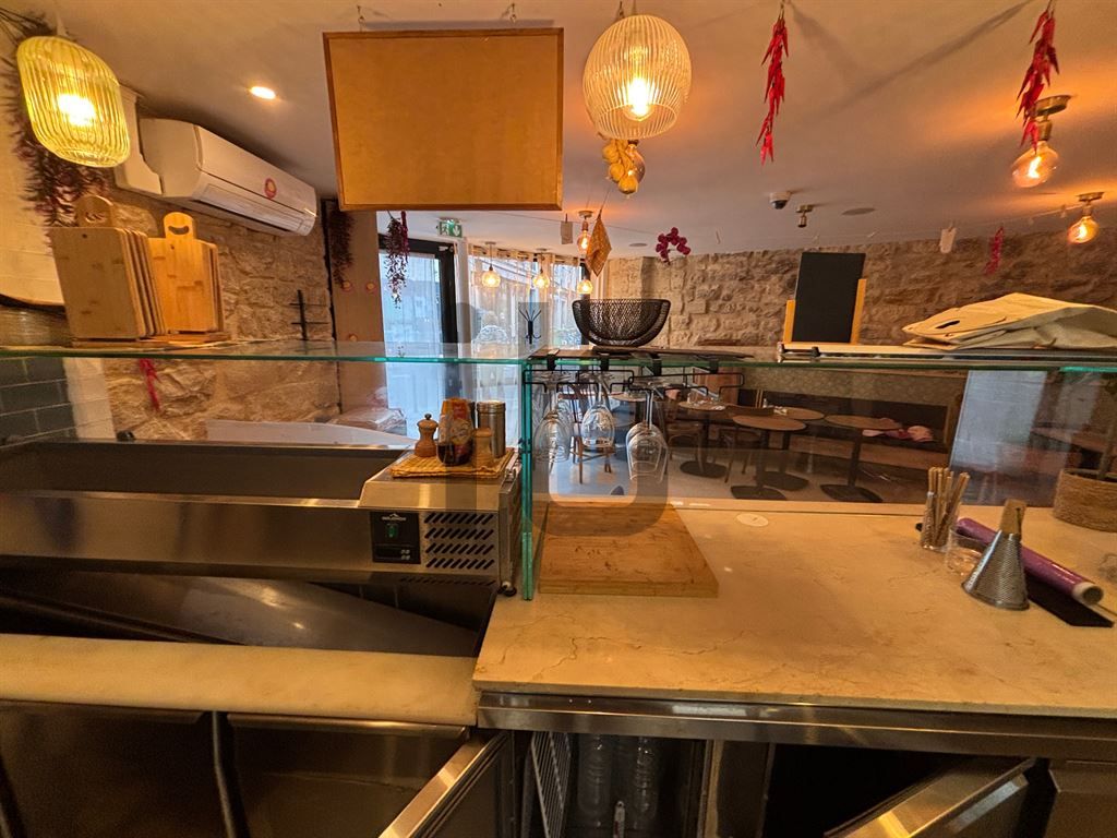 Vente Commerce Paris 11 75011 64.5 m²