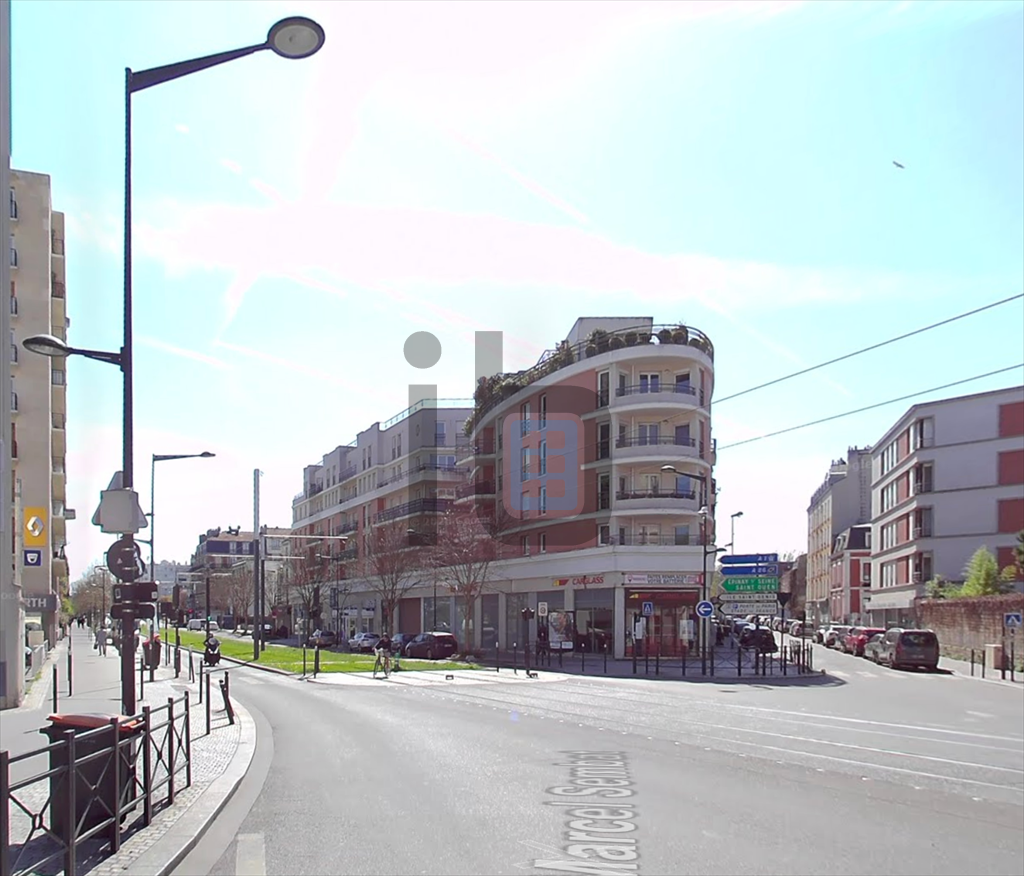 Location Commerce Saint-Denis 93200 117&nbsp;m²