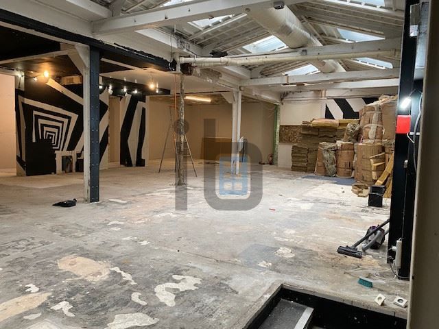 Location Commerce Paris 20 75020 255&nbsp;m²