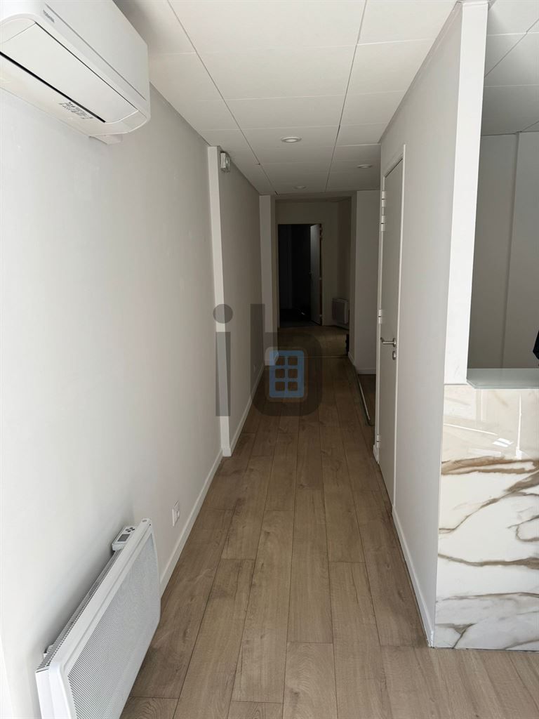 Location Commerce Montreuil 93100 95&nbsp;m²