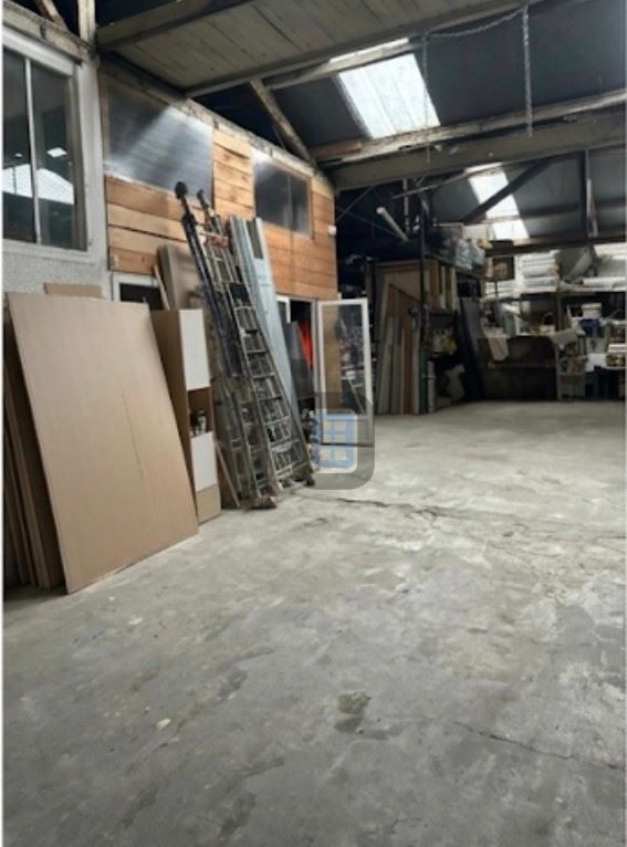 Vente Entrepôt Aubervilliers 93300 300&nbsp;m²