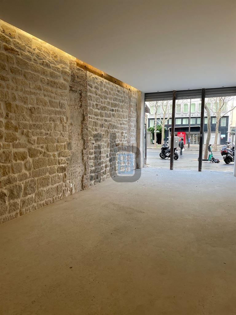 Location Commerce Paris 11 75011 60&nbsp;m²