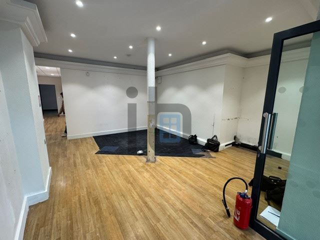 Location Commerce Paris 14 75014 57&nbsp;m²