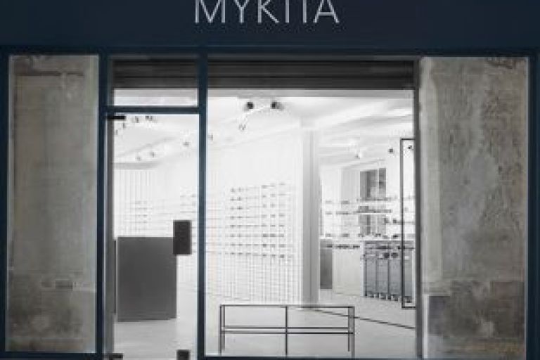 INSTALLATION DE MYKITA